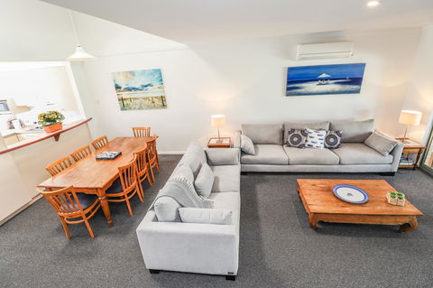 Bayshore Beachside Resort - Hobart Tourism 42