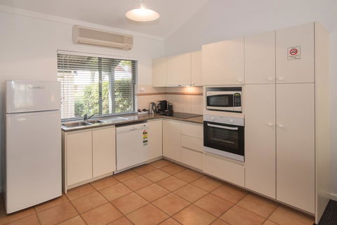 Bayshore Beachside Resort - Hobart Tourism 22