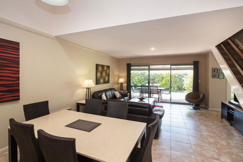 Bayshore Beachside Resort - Hobart Tourism 18