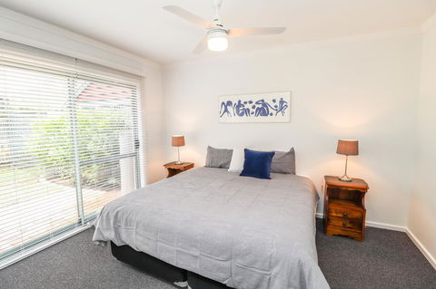 Bayshore Beachside Resort - Hobart Tourism 39