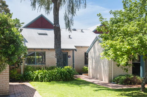 Bayshore Beachside Resort - Hobart Tourism 20
