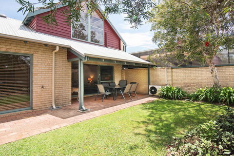 Bayshore Beachside Resort - Hobart Tourism 33