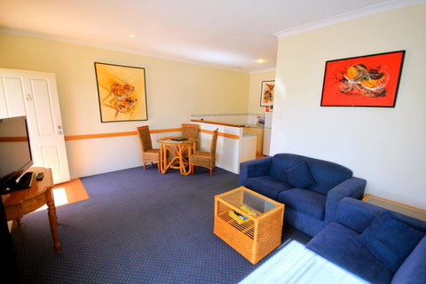 Bunbury Motel And Apartments - Tourism TAS 19