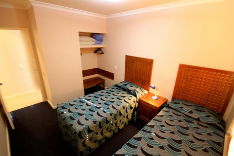 Bunbury Motel And Apartments - Tourism TAS 12