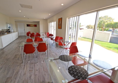 Bunbury Motel And Apartments - Tourism TAS 10