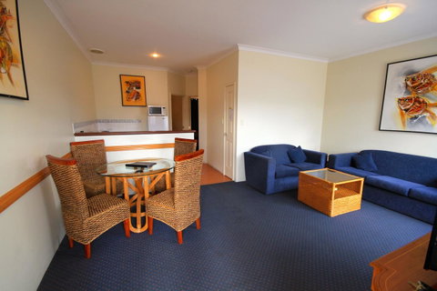 Bunbury Motel And Apartments - Tourism TAS 5