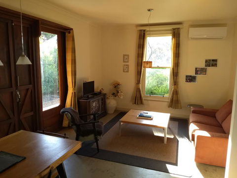 Hotham Ridge Estate - Hobart Tourism 2