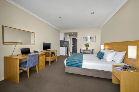 Quest Scarborough - Tourism TAS 5