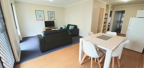 West Beach Lagoon 202 - Quiet & Ground Floor! - Tourism TAS 7