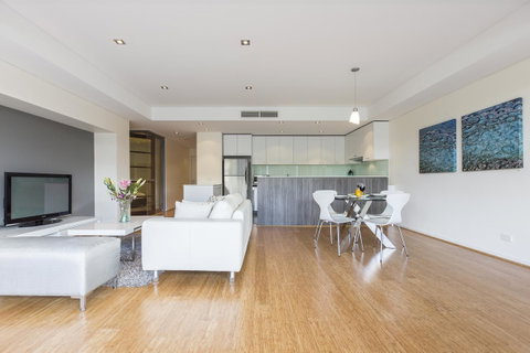 Gallery Serviced Apartments - Tourism TAS 3