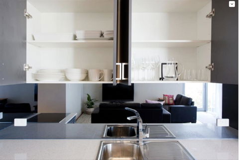 Adele's Luxury South Beach Apartment With King Bed - Hobart Tourism 14