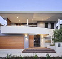 Adele's luxury South Beach apartment with King bed - Tourism TAS