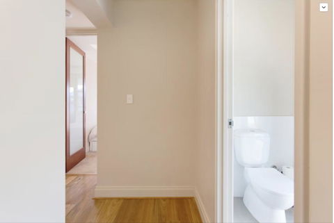 Adele's Luxury South Beach Apartment With King Bed - Hobart Tourism 17