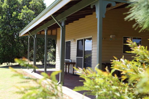 Riverside Retreat Chalets, Walpole - Hobart Tourism 5