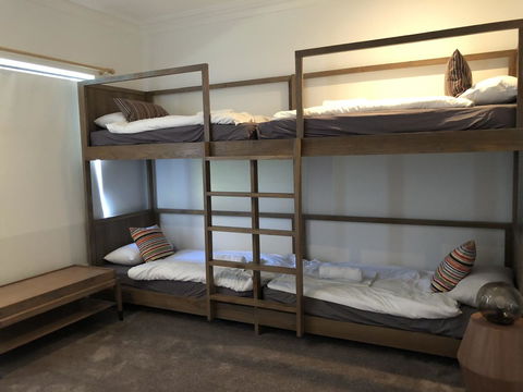 Caves Road Guest Houses - Hobart Tourism 20