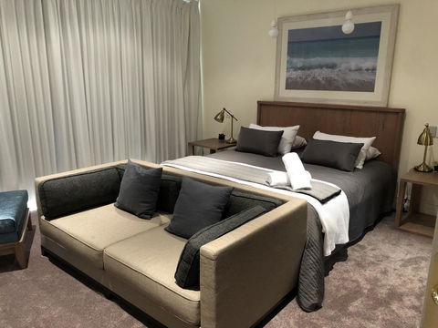 Caves Road Guest Houses - Hobart Tourism 11