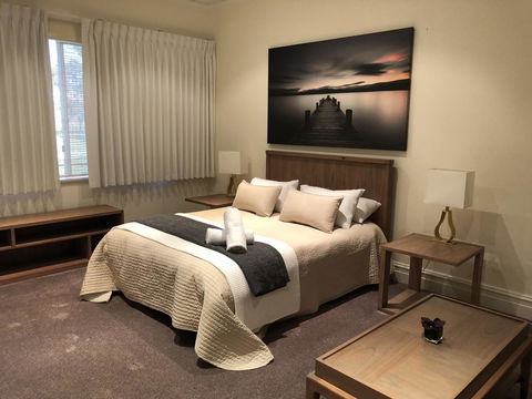 Caves Road Guest Houses - Hobart Tourism 21