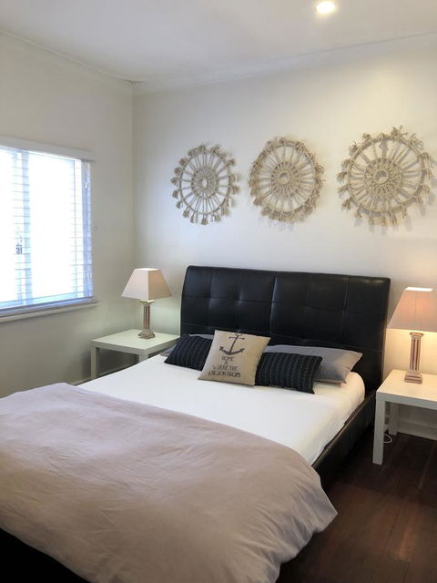 Inglewood Comfort - Hobart Tourism 4