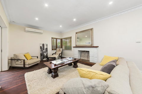 Inglewood Comfort - Hobart Tourism 13