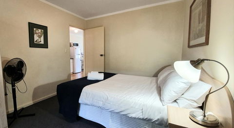 West Beach Lagoon 208 â€“ Great Value! - Tourism TAS 3