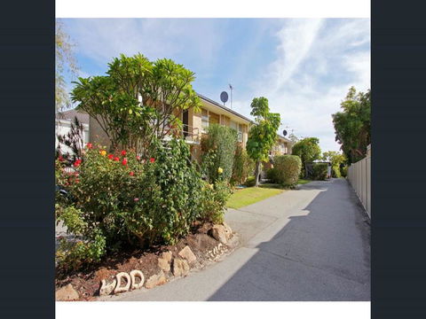 Applecross Village Apartment - Hobart Tourism 37