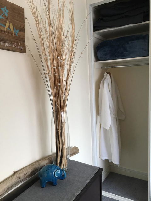 Applecross Village Apartment - Hobart Tourism 24