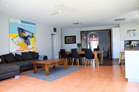 Fremantle Heritage Home For You To Enjoy! - Tourism TAS 12