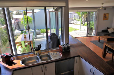 Fremantle Heritage Home For You To Enjoy! - Tourism TAS 7