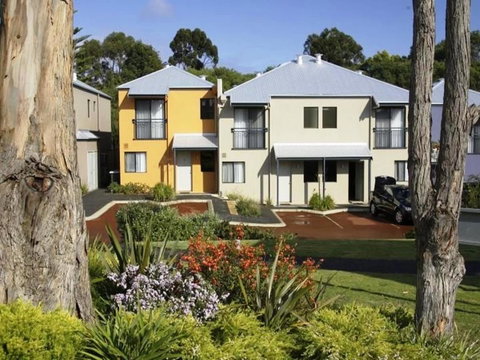 Leeuwin Apartments - Tourism TAS 5
