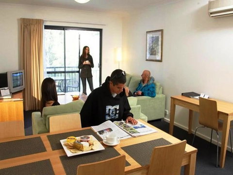 Leeuwin Apartments - Tourism TAS 10