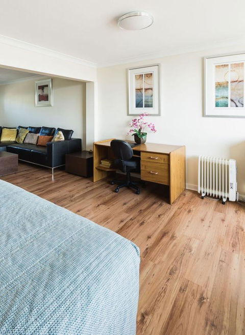 Studio 208 With Ocean Views - Tourism TAS 12