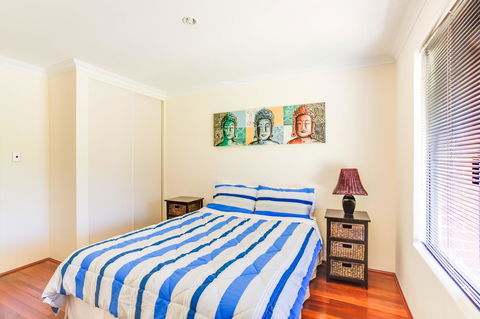 Seatrees Accommodation - Hobart Tourism 12