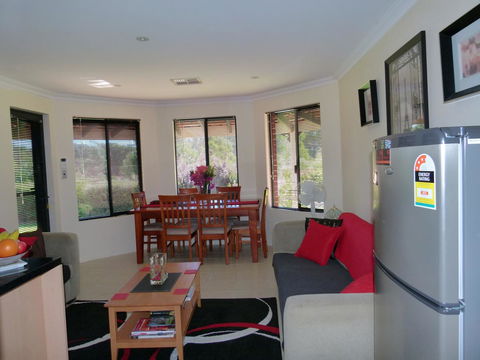 Seatrees Accommodation - Hobart Tourism 14