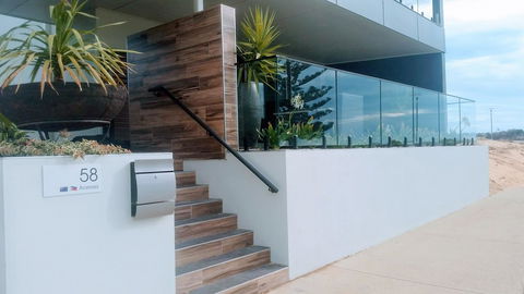 Mandurah Beach Front Apartment - Tourism TAS 5