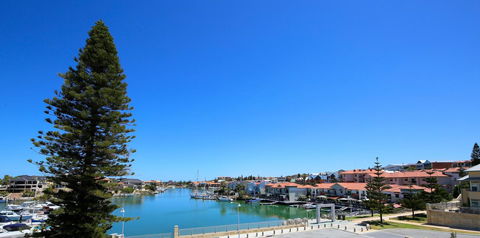 Studio Style Mindarie Marina - Hobart Tourism 0