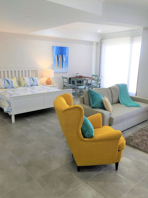 Studio Style Mindarie Marina - Hobart Tourism 3