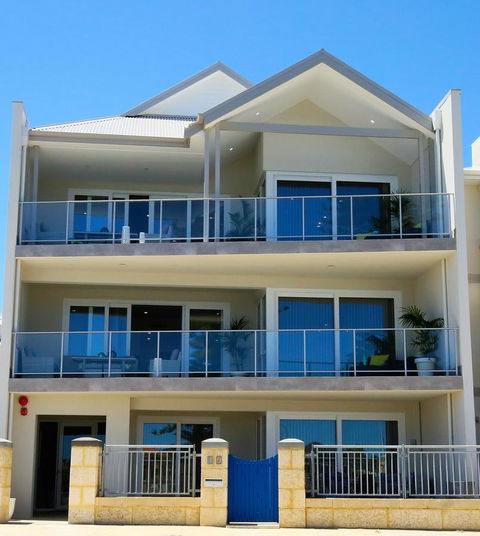 Studio Style Mindarie Marina - Hobart Tourism 9