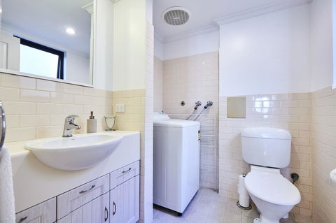 Fremantle Townhouse Unit 6 - Tourism TAS 3
