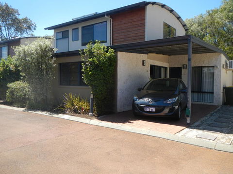 Dunsborough Luxury Villa - Hobart Tourism 7