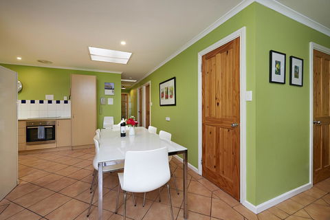 Albany Harbourside Apartments And Houses - Hobart Tourism 18