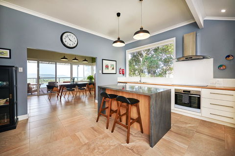 Albany Harbourside Apartments And Houses - Hobart Tourism 13