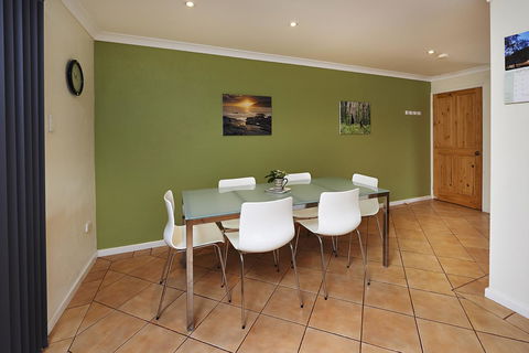 Albany Harbourside Apartments And Houses - Hobart Tourism 38