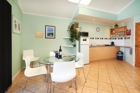 Albany Harbourside Apartments And Houses - Hobart Tourism 1