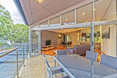 Central Avenue Apartments - Tourism TAS 18