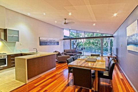 Central Avenue Apartments - Tourism TAS 1