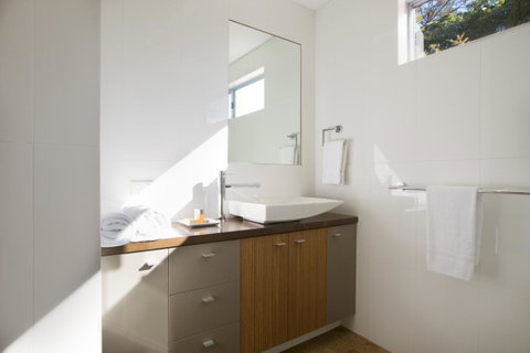 Central Avenue Apartments - Tourism TAS 17