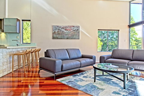Central Avenue Apartments - Tourism TAS 2
