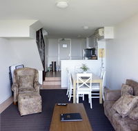 Oceanside 8 - Hobart Tourism
