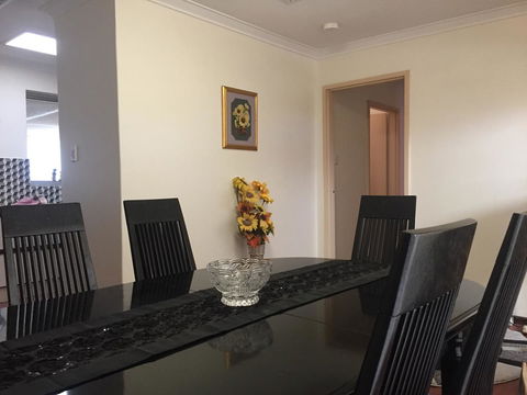 â˜… Stylish Family Home! â˜… - Tourism TAS 7