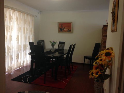 â˜… Stylish Family Home! â˜… - Tourism TAS 8